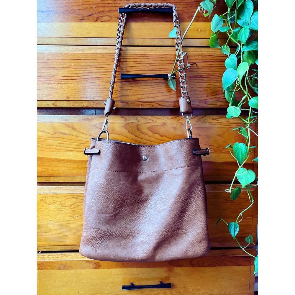 Brown Leather Purse, Lightly used